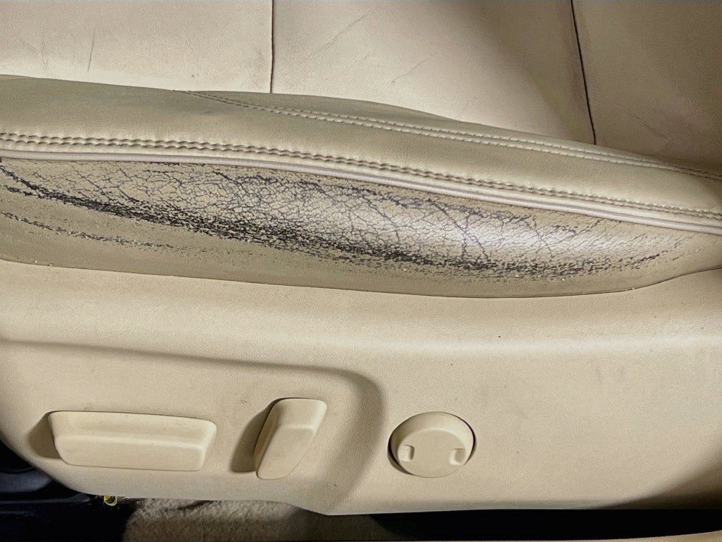 Used 2017 Toyota Camry XLE FWD image 15