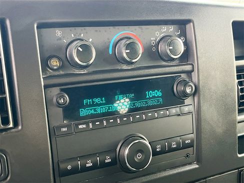 Used 2024 Chevrolet Express 2500 w/ Driver Convenience Package image 14
