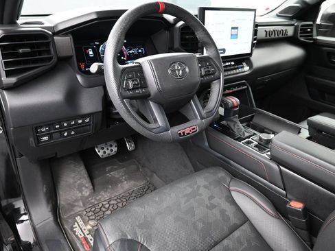Used 2025 Toyota Sequoia TRD Pro AWD/4WD image 4