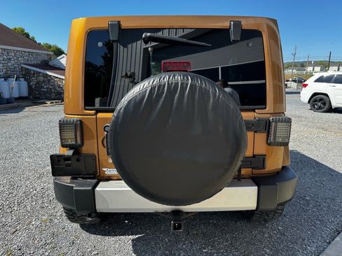 Used 2011 Jeep Wrangler 70th Anniversary w/ Dual Top Group image 6