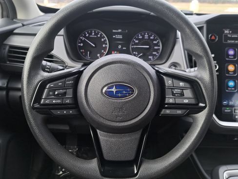 Used 2024 Subaru Crosstrek 2.0i Premium image 18