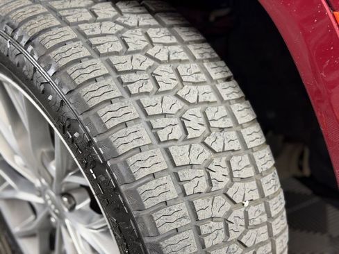 Used 2022 Jeep Grand Cherokee Summit AWD/4WD image 6