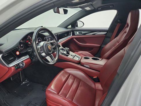 Used 2018 Porsche Panamera 4S image 13