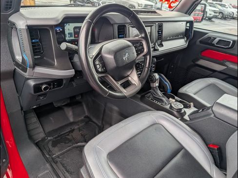Used 2023 Ford Bronco Black Diamond w/ Sasquatch Package AWD/4WD image 11