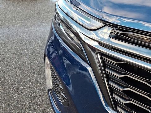 Used 2023 Chevrolet Equinox RS image 17