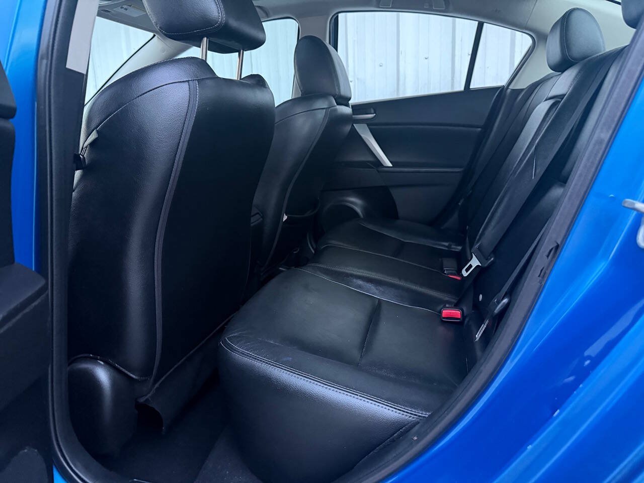Used 2012 MAZDA MAZDA3 i Grand Touring w/ Tech Pkg FWD image 19