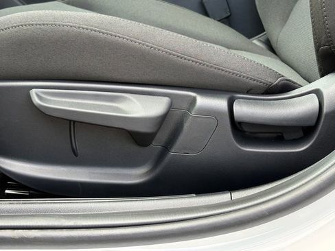 New 2026 Kia K4 LXS image 12