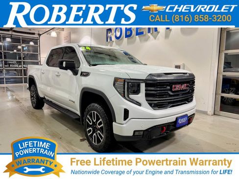 Used 2024 GMC Sierra 1500 AT4 w/ Technology Package image 1