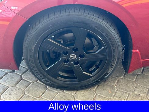 Used 2024 Nissan Sentra SV image 16