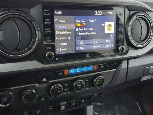 Certified 2021 Toyota Tacoma TRD Off-Road image 12