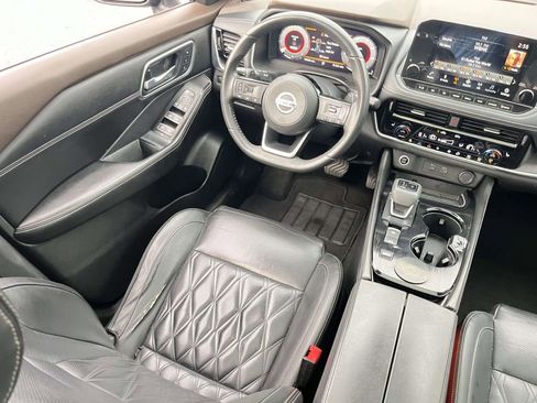 Used 2021 Nissan Rogue Platinum image 29