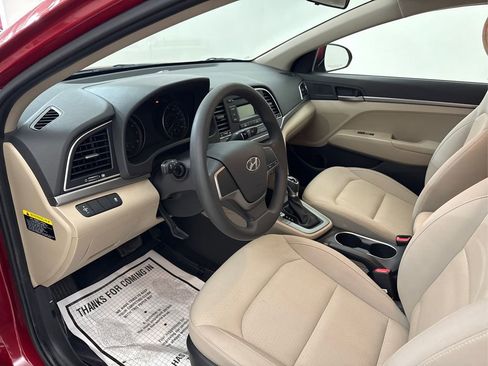 Used 2017 Hyundai Elantra SE FWD image 15
