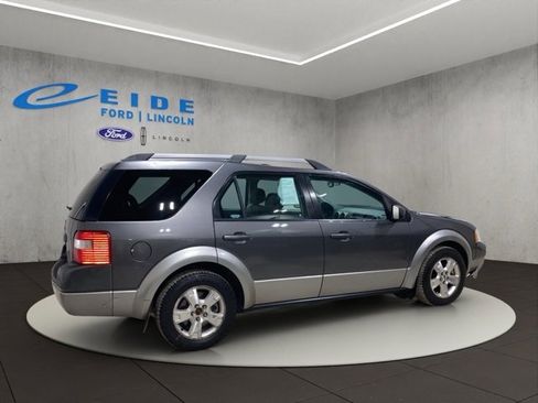 Used 2005 Ford Freestyle SEL image 4