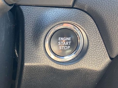 Used 2024 Toyota RAV4 XLE FWD image 29