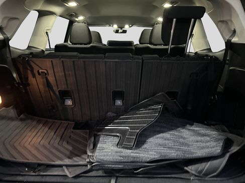 Used 2022 Subaru Ascent Premium image 18