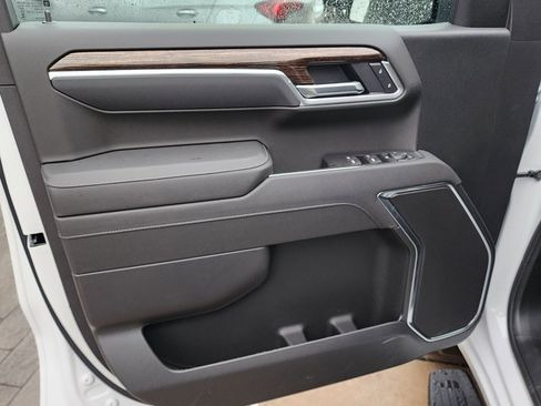 New 2026 GMC Sierra 1500 Elevation w/ LPO, Elevation Black Package image 14