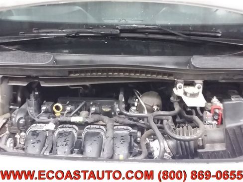 Used 2022 Ford Transit Connect XL image 9