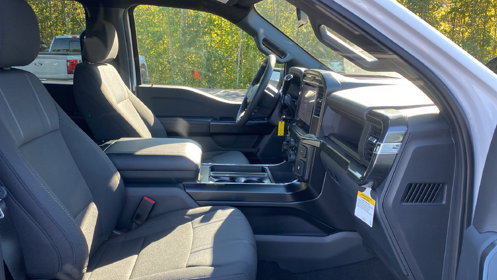 New 2026 Ford F150 STX w/ Equipment Group 200A AWD/4WD image 12