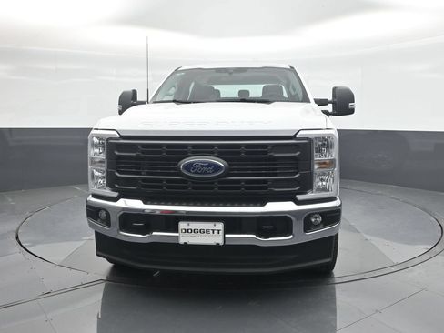 New 2026 Ford F250 XL w/ XL Driver Assist Package AWD/4WD image 5