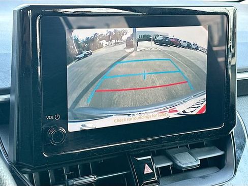 Used 2023 Toyota Corolla LE image 13