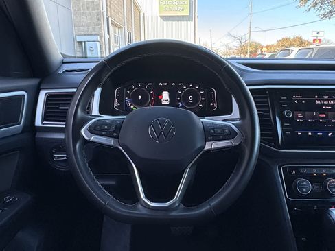 Used 2022 Volkswagen Atlas Cross Sport SE image 22
