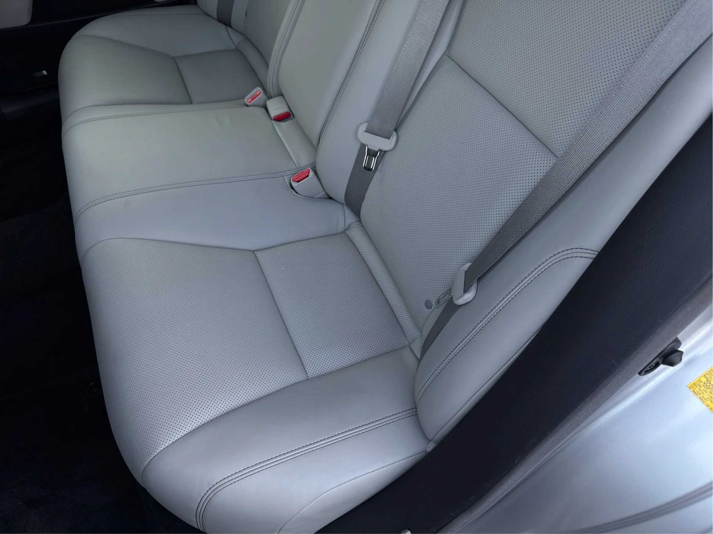Used 2014 Lexus LS 460 w/ Comfort Package RWD image 18