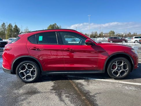 Used 2018 Alfa Romeo Stelvio Sport w/ Quick Order Package 22J Sport image 2