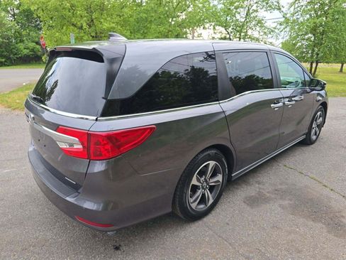 Used 2018 Honda Odyssey Touring image 3