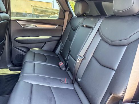 Certified 2024 Cadillac XT5 Luxury FWD image 39
