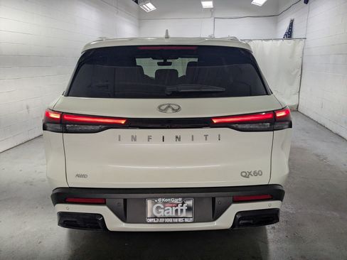 Used 2024 INFINITI QX60 Luxe AWD/4WD image 8