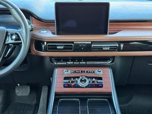 Used 2023 Lincoln Aviator Reserve w/ Equipment Group 201A image 14