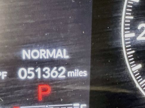 Used 2024 Honda CR-V EX-L image 12