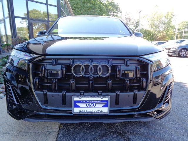 Used 2025 Audi Q7 3.0T Prestige w/ Prestige Package AWD/4WD image 2