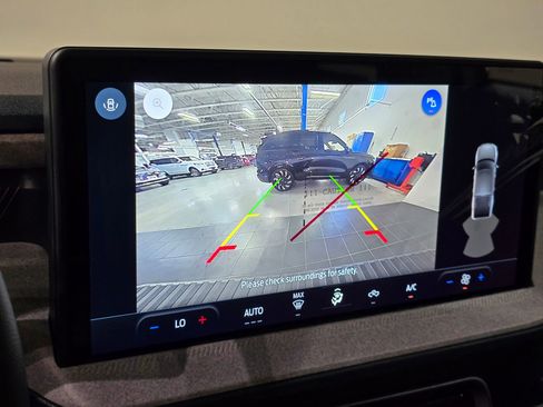 New 2025 Ford Maverick XLT image 21