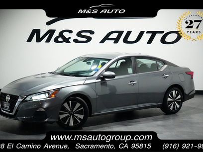 Used 2021 Nissan Altima 2.5 SV
