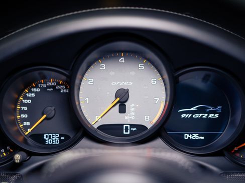 Used 2018 Porsche 911 GT2 RS RWD image 50