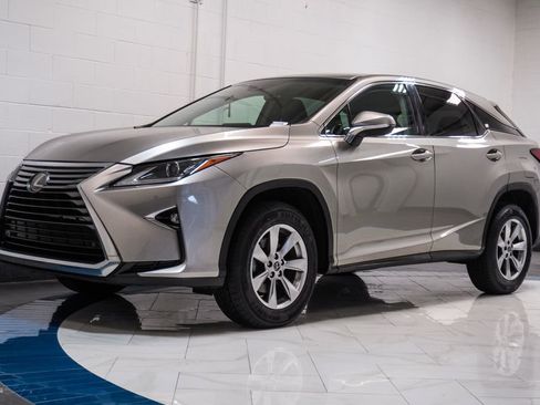 Used 2019 Lexus RX 350 FWD w/ Accessory Package image 4