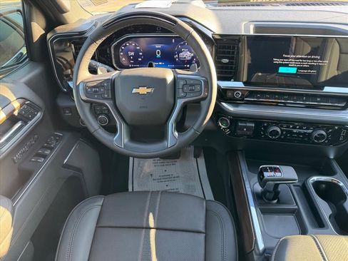 New 2026 Chevrolet Silverado 1500 High Country AWD/4WD image 11