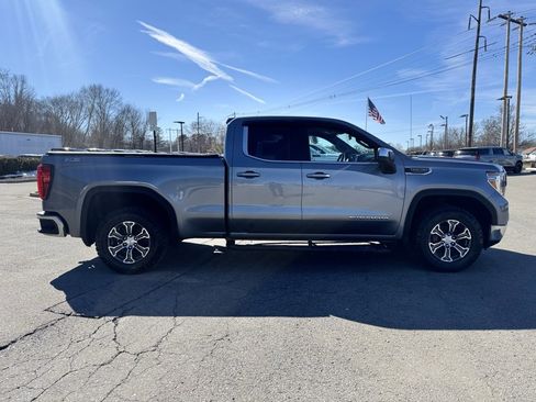 Used 2021 GMC Sierra 1500 SLE w/ X31 Off-Road Package image 7