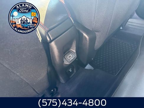 Used 2022 Jeep Renegade Trailhawk image 11