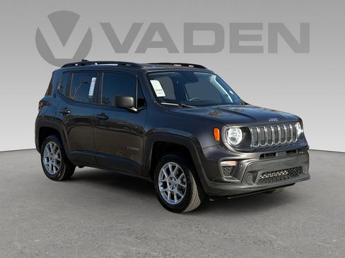 Used 2019 Jeep Renegade Sport w/ Sport Appearance Group image 1