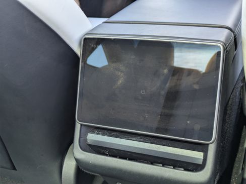 Used 2025 Tesla Model 3 Long Range image 14