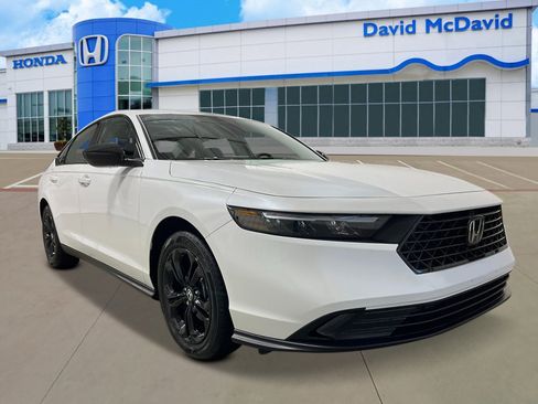 New 2025 Honda Accord SE image 9