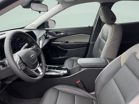 New 2026 Chevrolet Trax ACTIV w/ Driver Confidence Package FWD image 12