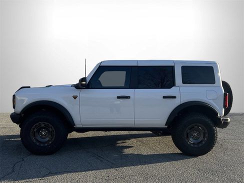 New 2025 Ford Bronco Badlands image 22