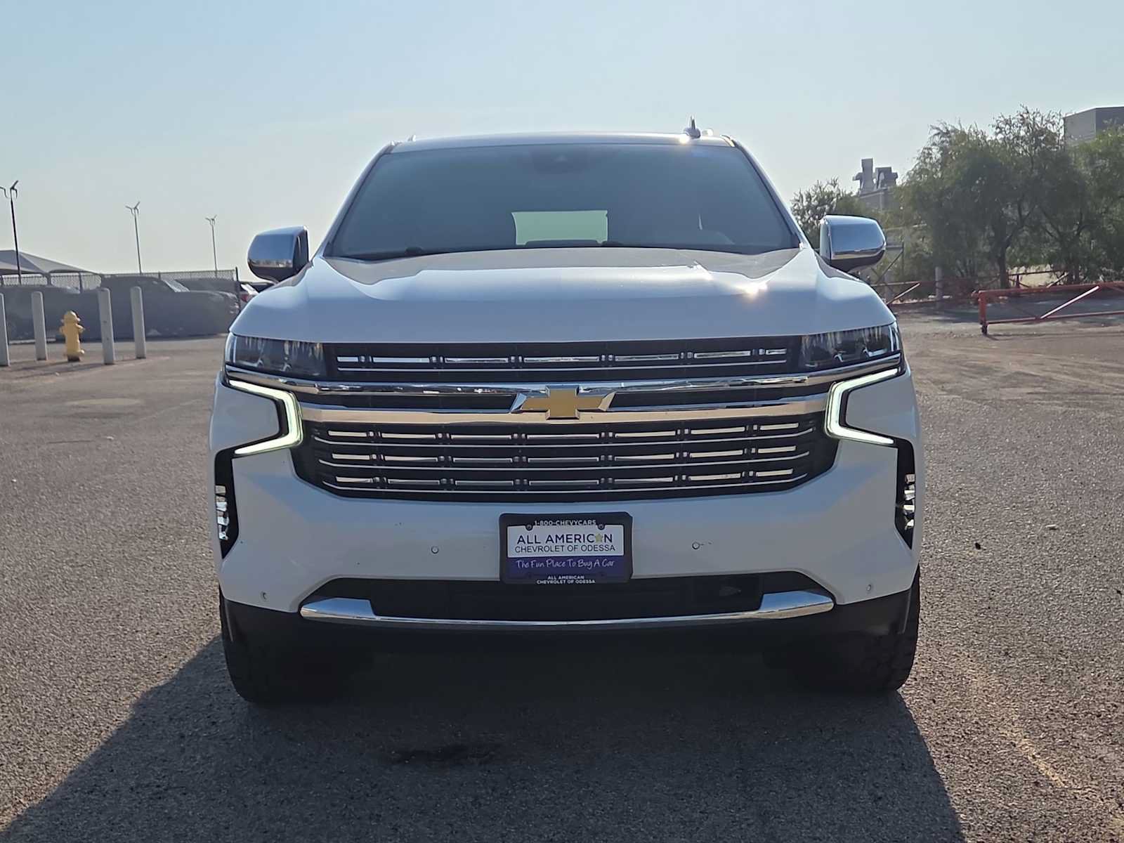 Used 2023 Chevrolet Tahoe Premier AWD/4WD image 3