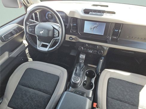 Used 2023 Ford Bronco Wildtrak AWD/4WD image 30