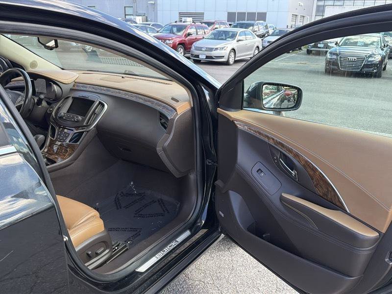 Used 2014 Buick LaCrosse Leather w/ Driver Confidence Package AWD/4WD image 20