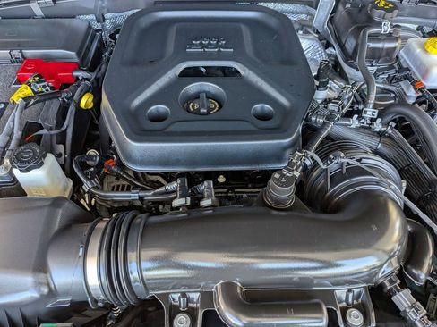 Used 2025 Jeep Wrangler Unlimited Rubicon w/ Convenience Group image 29