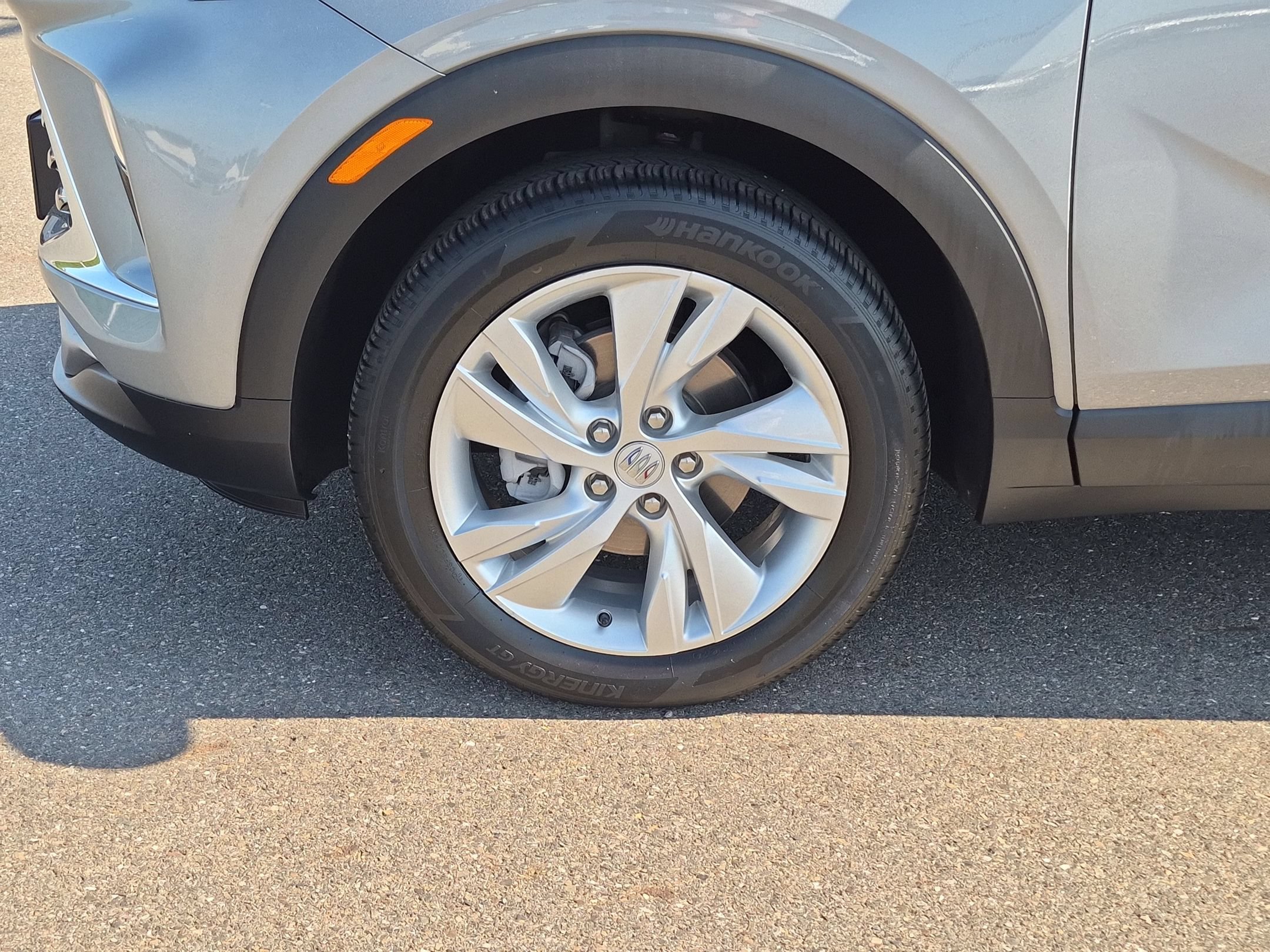 Used 2025 Buick Encore GX Preferred FWD image 32